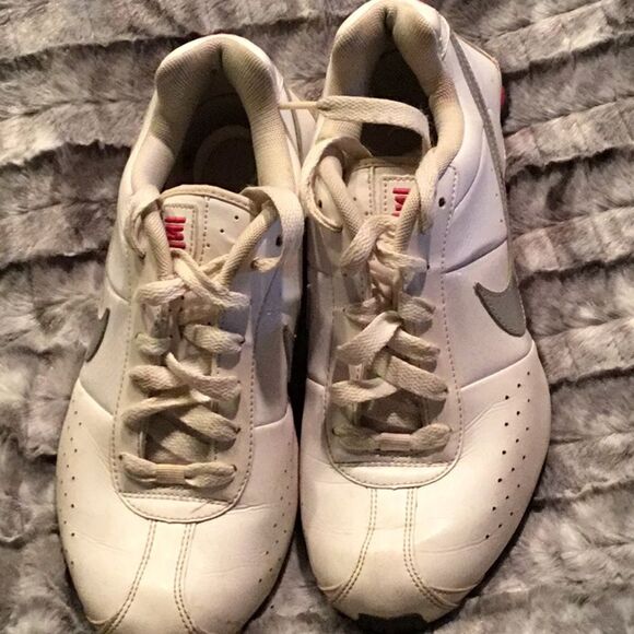 Nike Shoes - ❤️NIKE SHOX